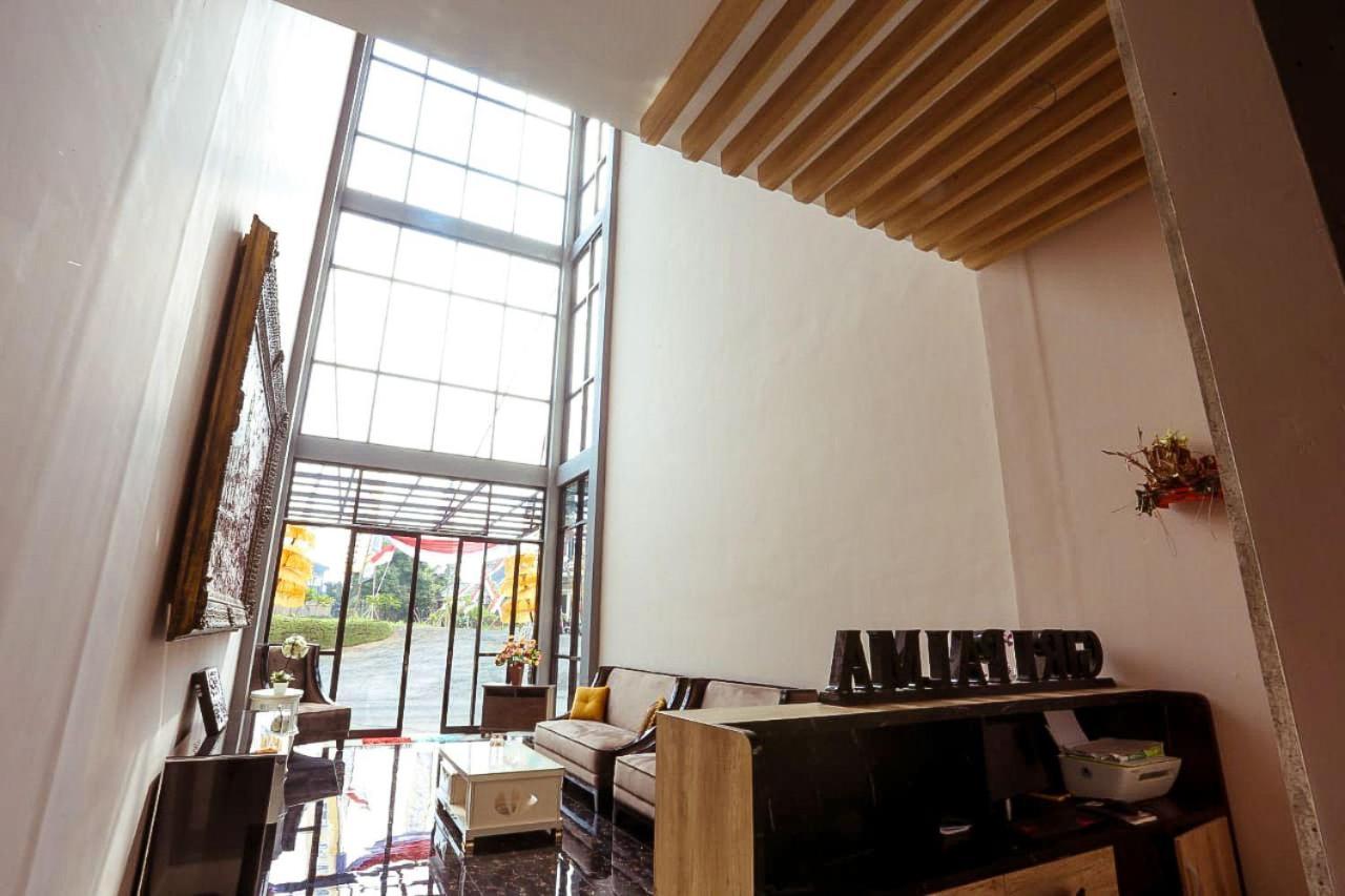 Giri Palma Hotel Malang Extérieur photo