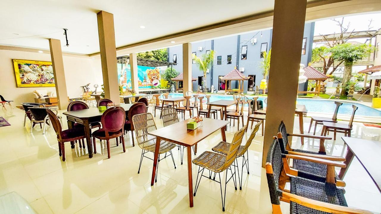 Giri Palma Hotel Malang Extérieur photo