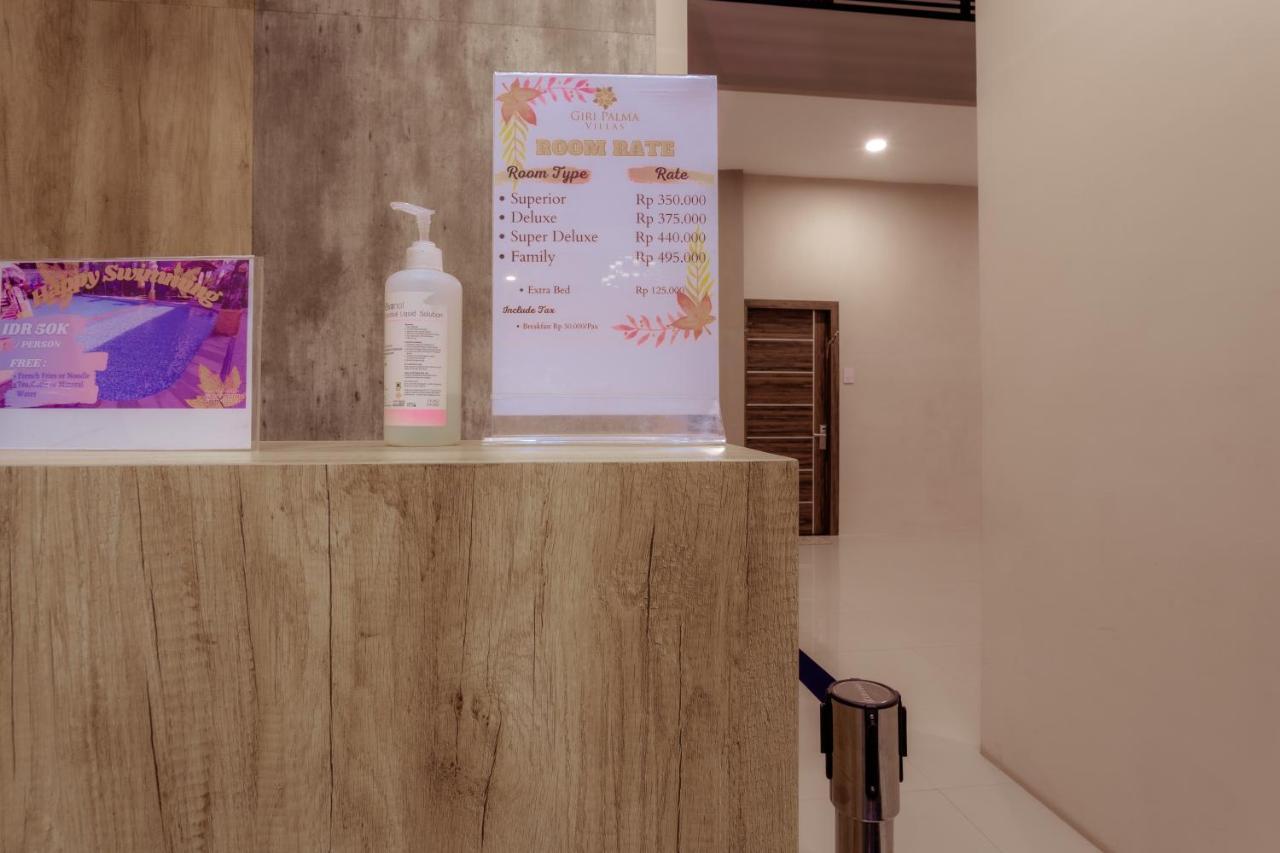 Giri Palma Hotel Malang Extérieur photo