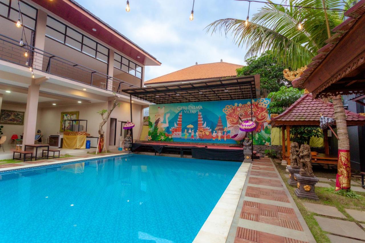 Giri Palma Hotel Malang Extérieur photo