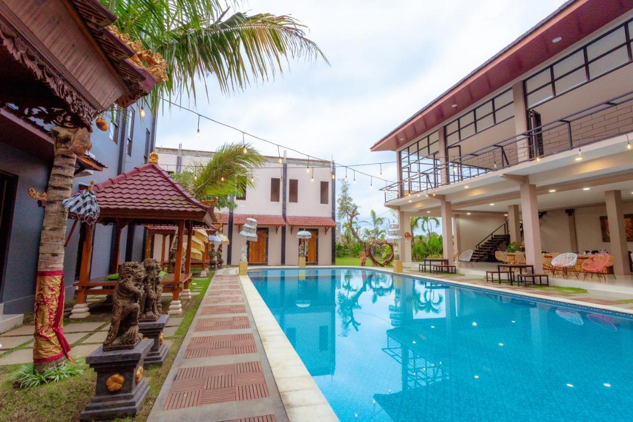 Giri Palma Hotel Malang Extérieur photo
