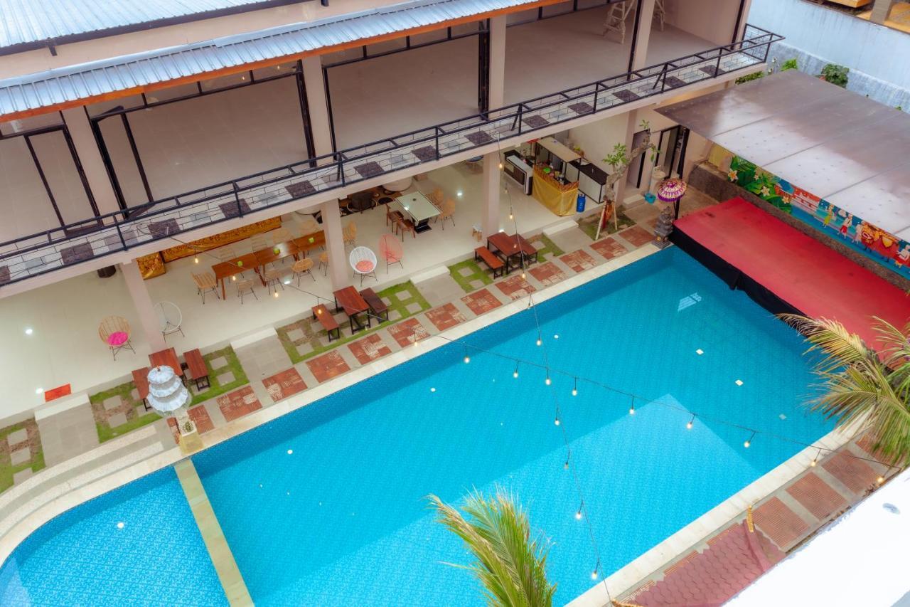 Giri Palma Hotel Malang Extérieur photo
