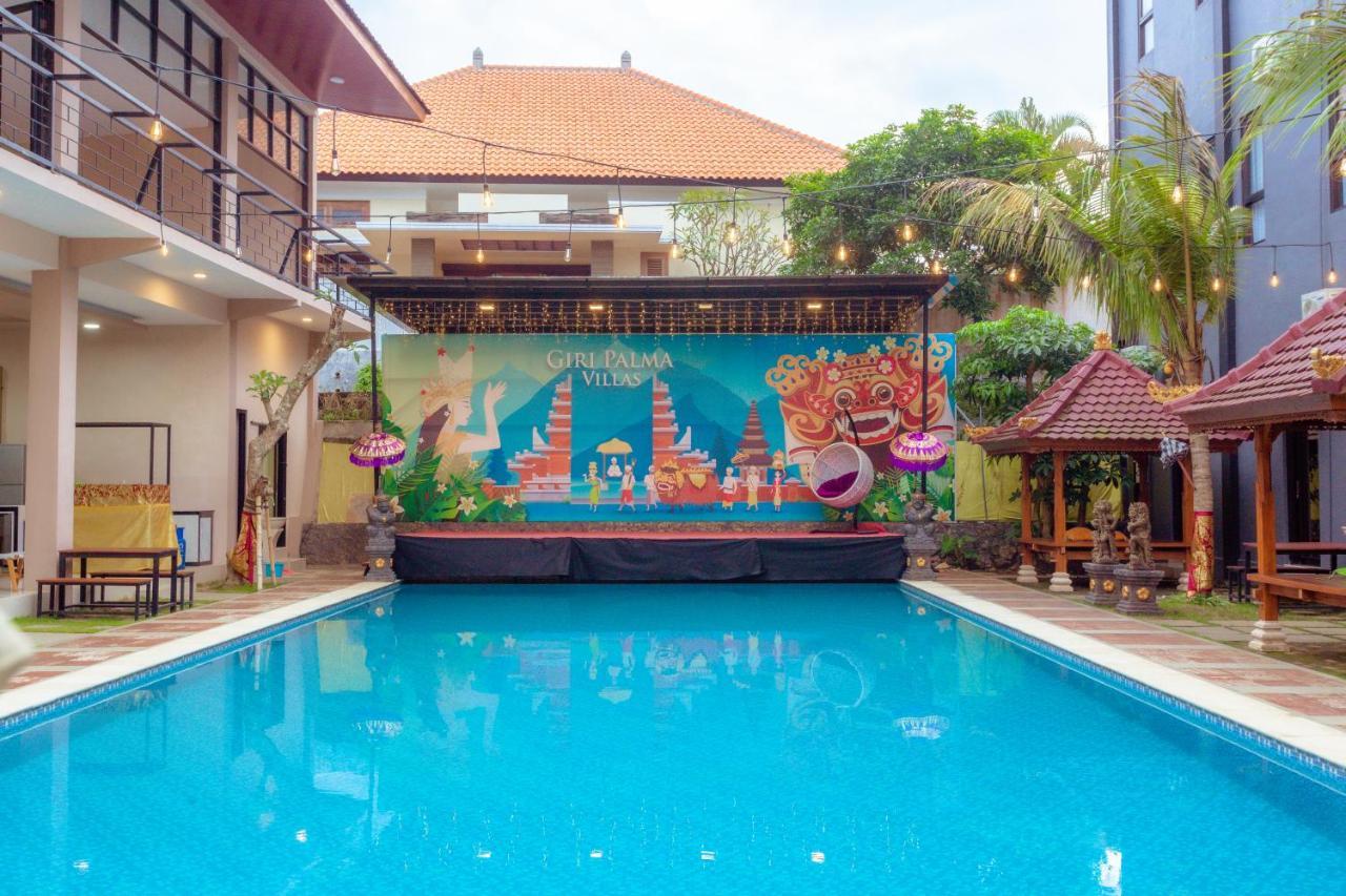 Giri Palma Hotel Malang Extérieur photo